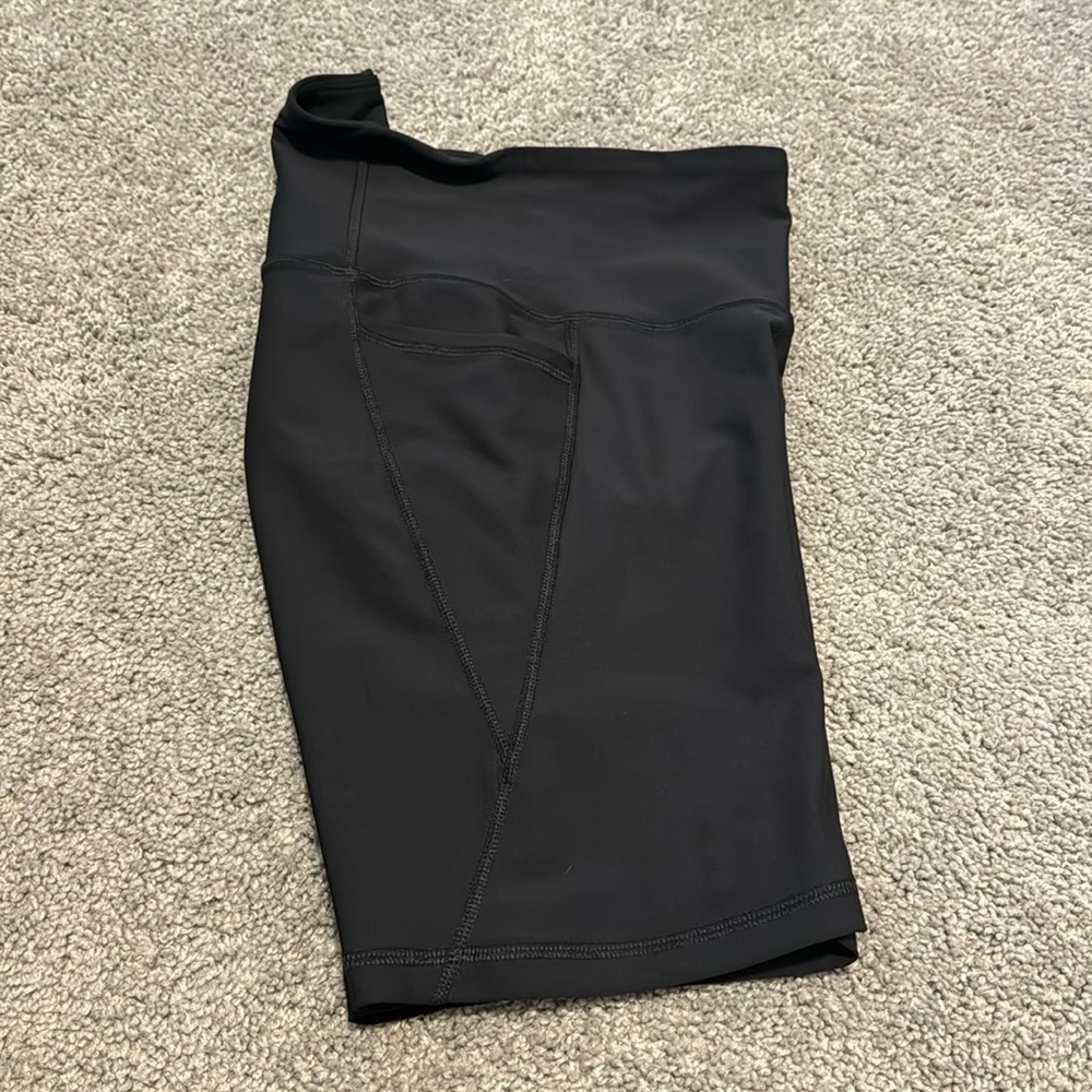Old Navy Powersoft bike shorts
